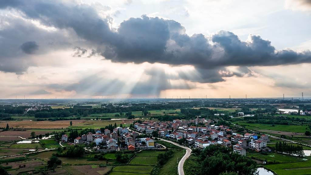 乡村旅游宜做好特色文章