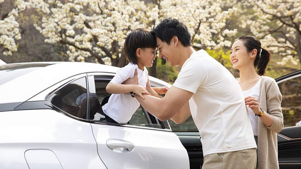 赏秋游持续火爆 外出游玩当心这几种“毒虫”