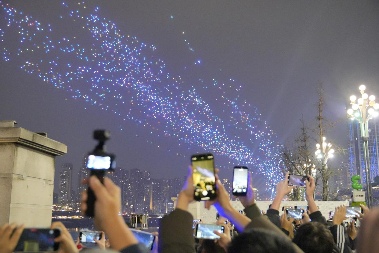 流光溢彩 新韵重庆