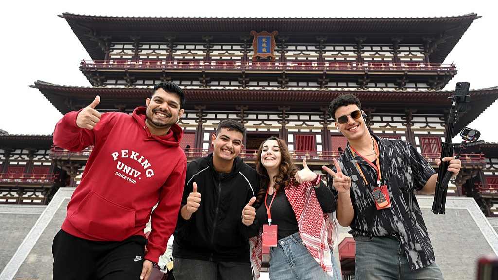 周五下班来中国 过境免签政策带动入境游火热