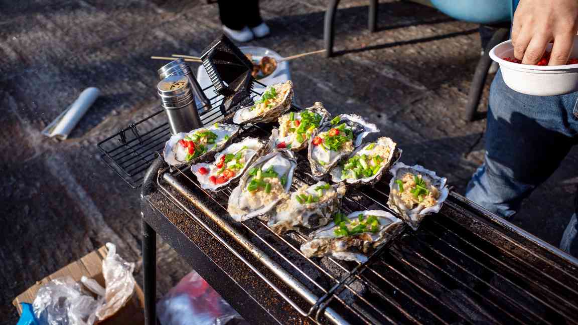 多元活动打造“全民参与+全季精彩”冰雪盛会 “冷”资源澎湃文旅消费“热”潮