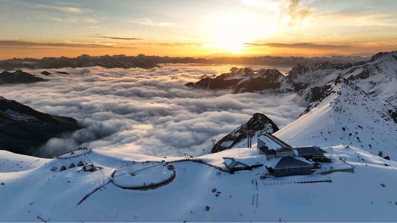 冰雪美景成为激活乡村振兴“金钥匙” 村民在“家门口”吃上“旅游饭”